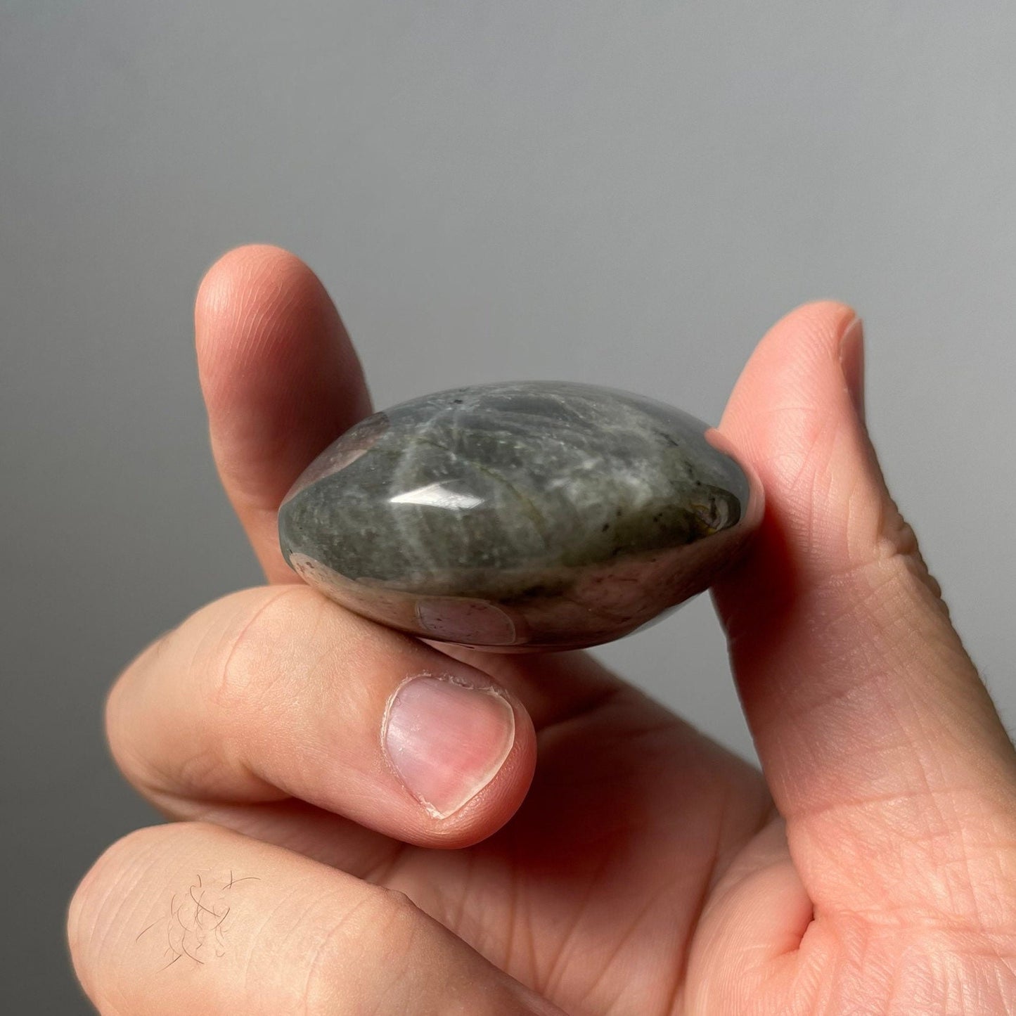 High Quality Labradorite Palm Stone | Purple & Pink Flash | Sunset | Hand Carved